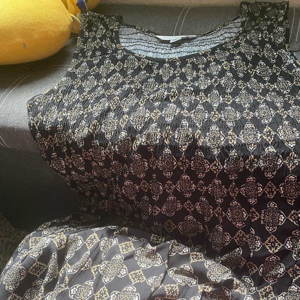 Croft & Barrow Black and Gold Textured dress